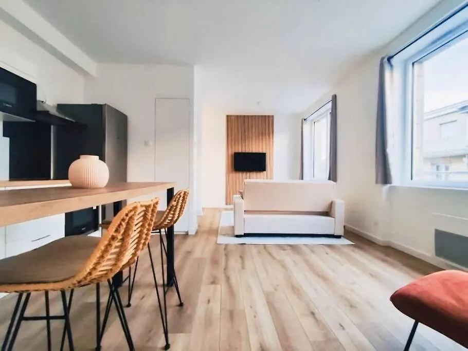 La Bove, Au Coeur De Lorient Apartment